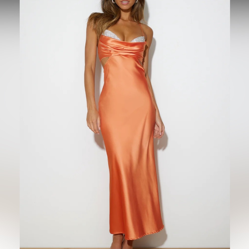Hello molly LUXE GIRL ENTRANCE MAXI DRESS ORANGE size XL